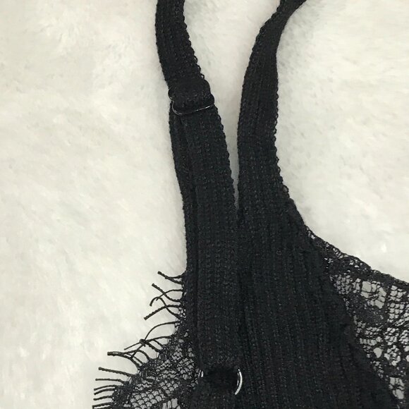 American Threads Knit and Lace‎ Top Women's M Black Spaghetti Strap Viscose NEW - Picture 7 of 12